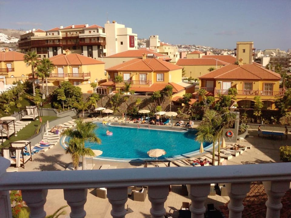 Blick auf den kleinen Pool Hotel El Duque