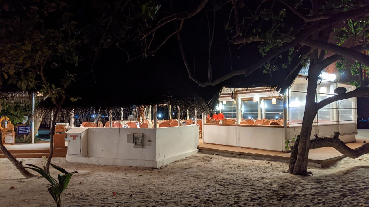 Gastro Thulhagiri Island Resort
