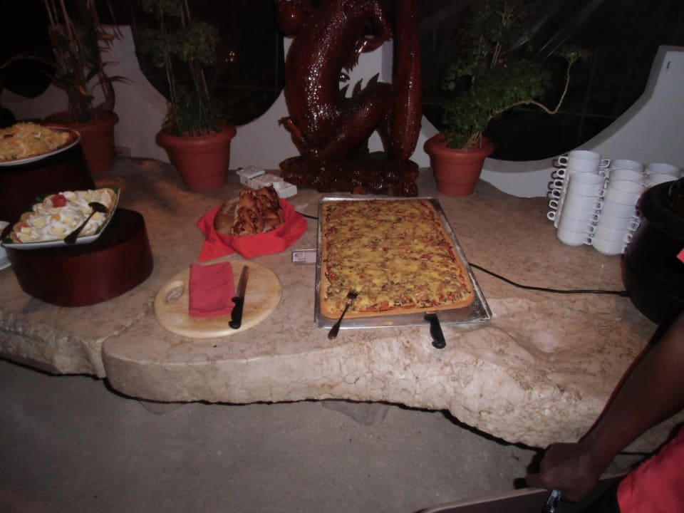 Abend-Buffet Thulhagiri Island Resort