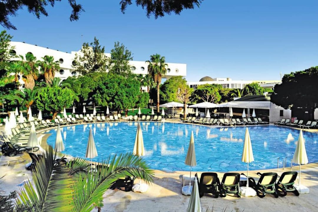 Pool Khaolak Laguna Resort