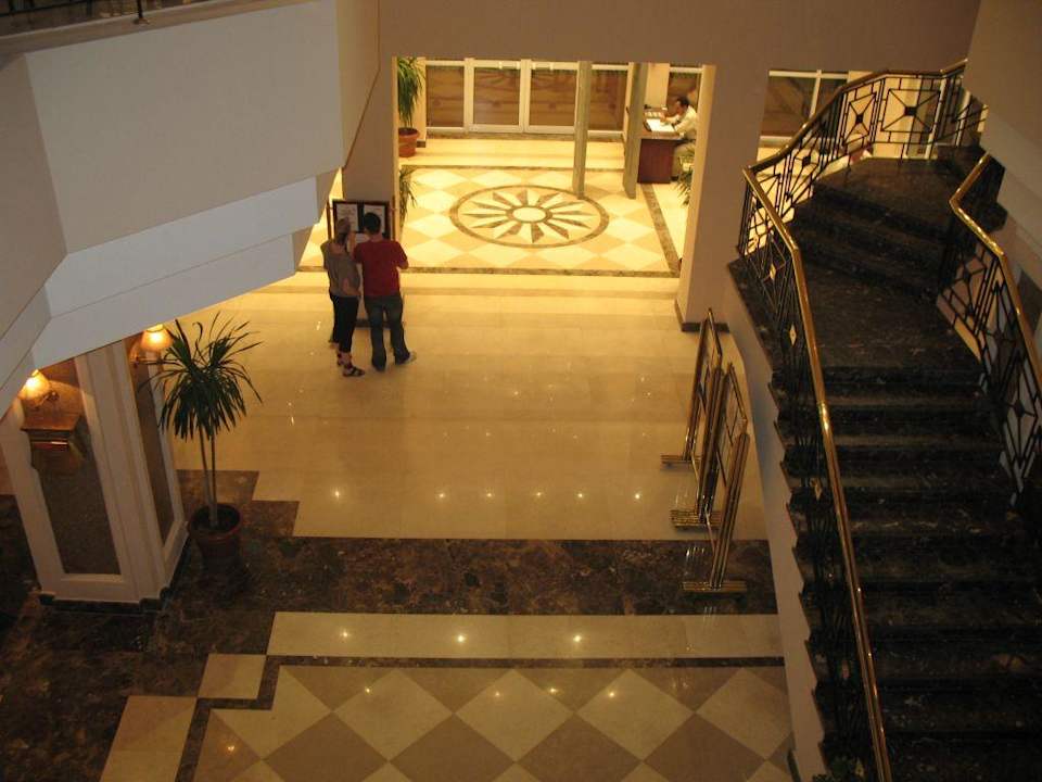 Widok z góry hol główny, recepcja Hotel Amarante Garden Palms Resort