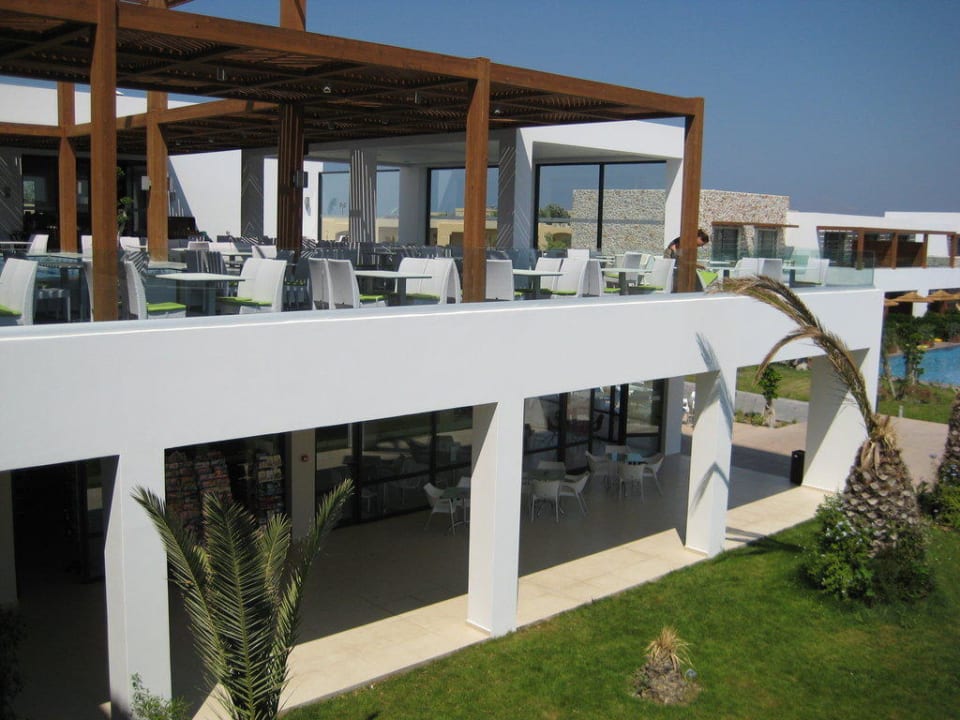 Oben das Restaurant unten der Minimarket TUI BLUE Palazzo del Mare