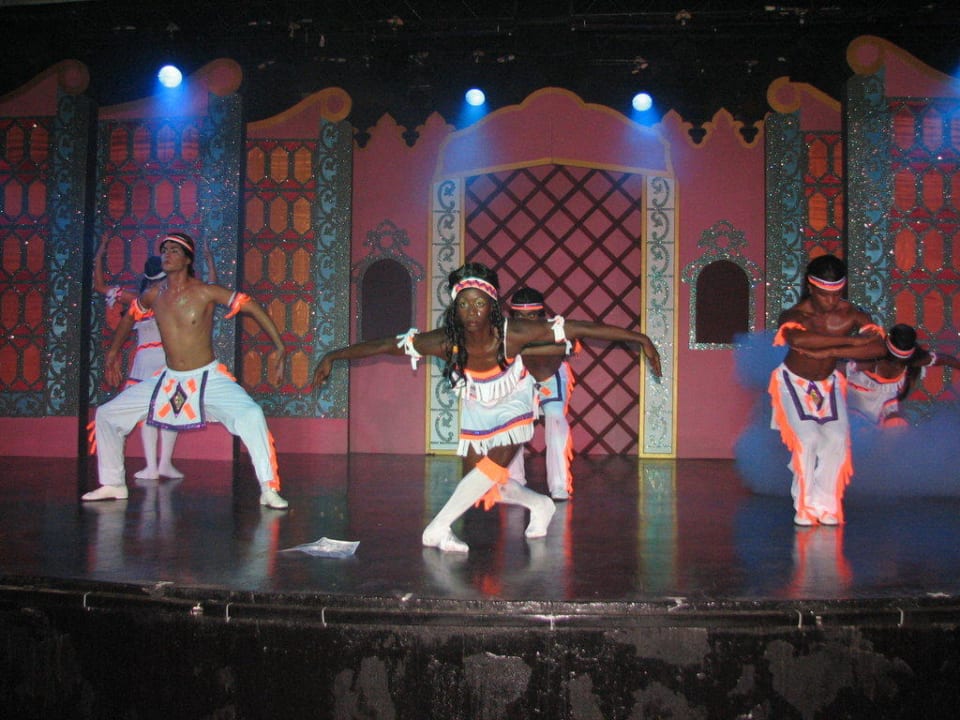 Show TUI MAGIC LIFE Africana