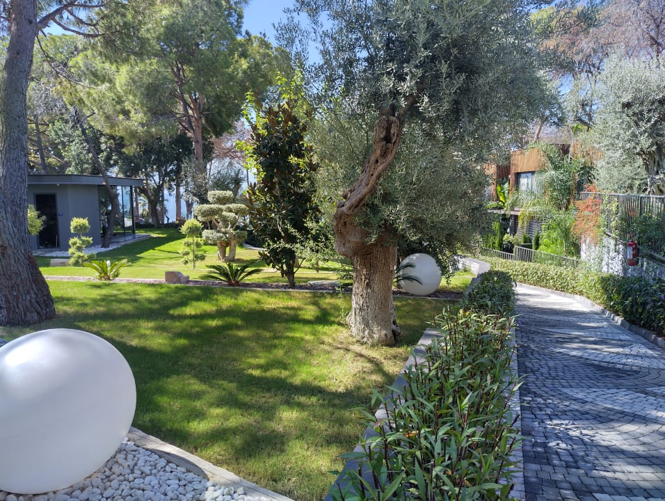 Gartenanlage Unique Life Style Hotel