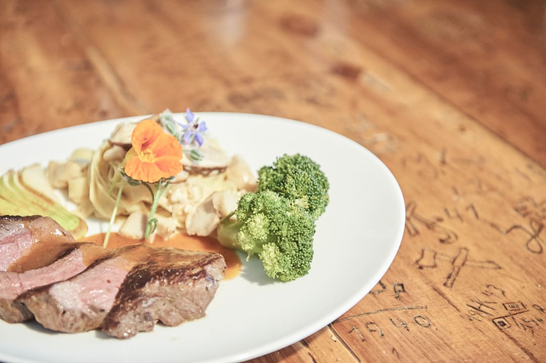 Gastro Hotel-Gasthof Zur Kapelle