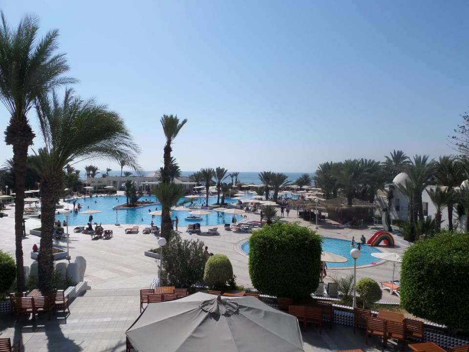 Der größte Pool Hotel El Mouradi Djerba Menzel