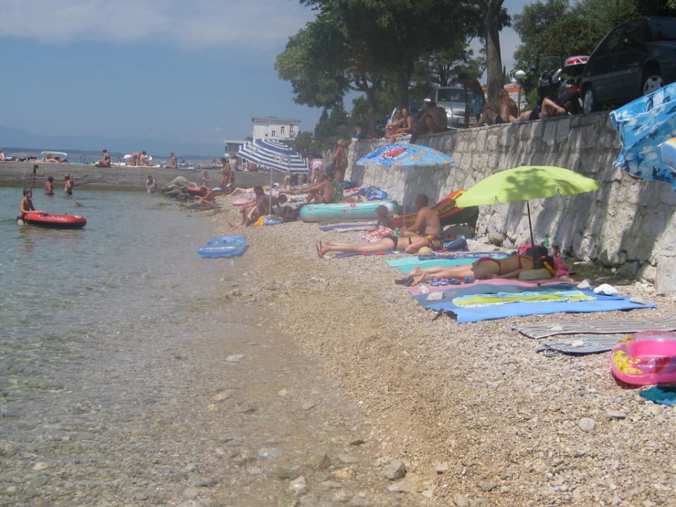 Kiesstrand beim Hotel Esperanto Hotel Esperanto