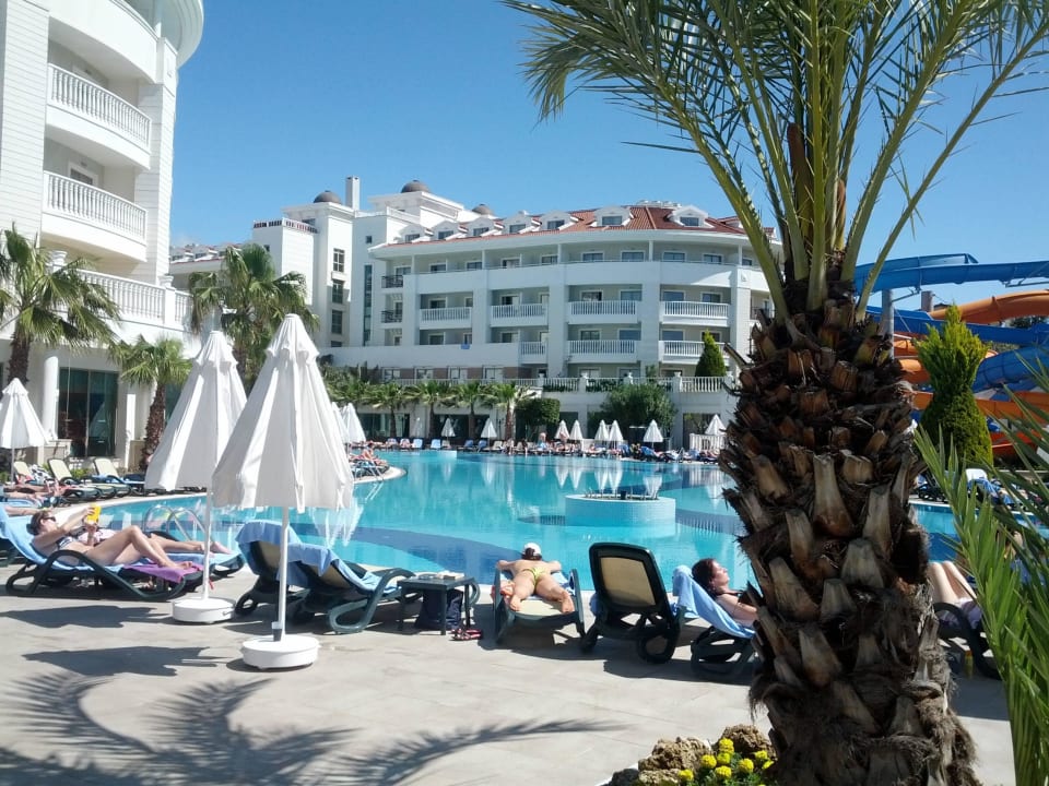 Innen sehr eng Alba Queen Hotel