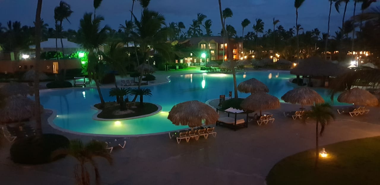 Pool Punta Cana Princess All Suites Resort & Spa