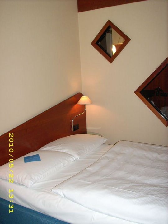 Blick zum Bett Seaside Park Hotel