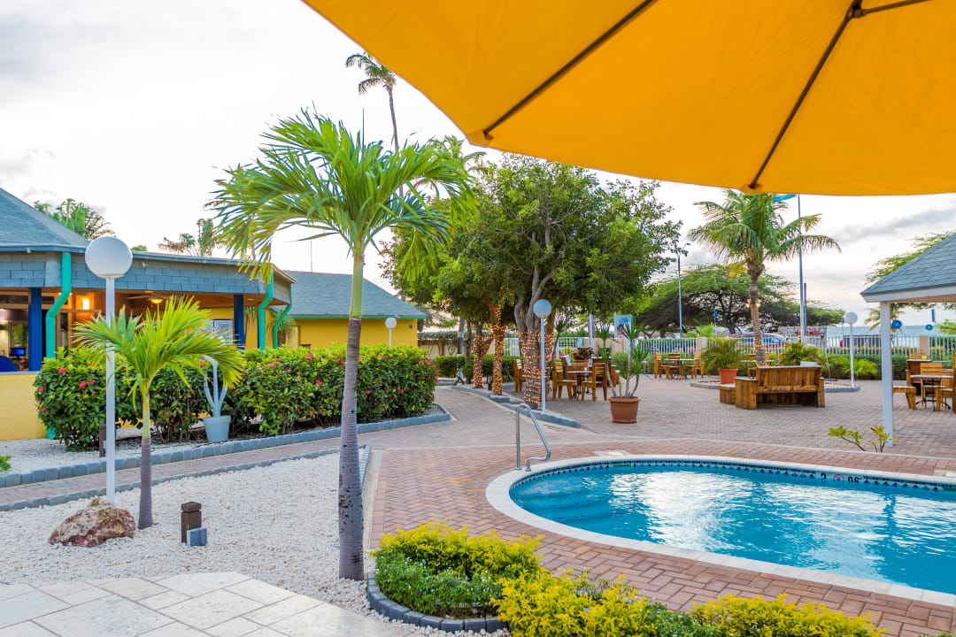 Pool Hotel MVC Eagle Beach