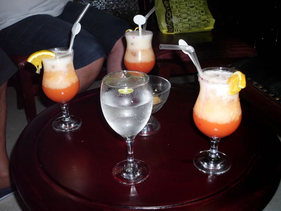 Leckerer Cocktail - Lobbybar Tropitel Sahl Hasheesh