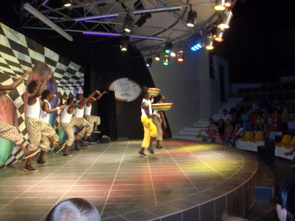 Tolle Show Alaiye Resort & Spa