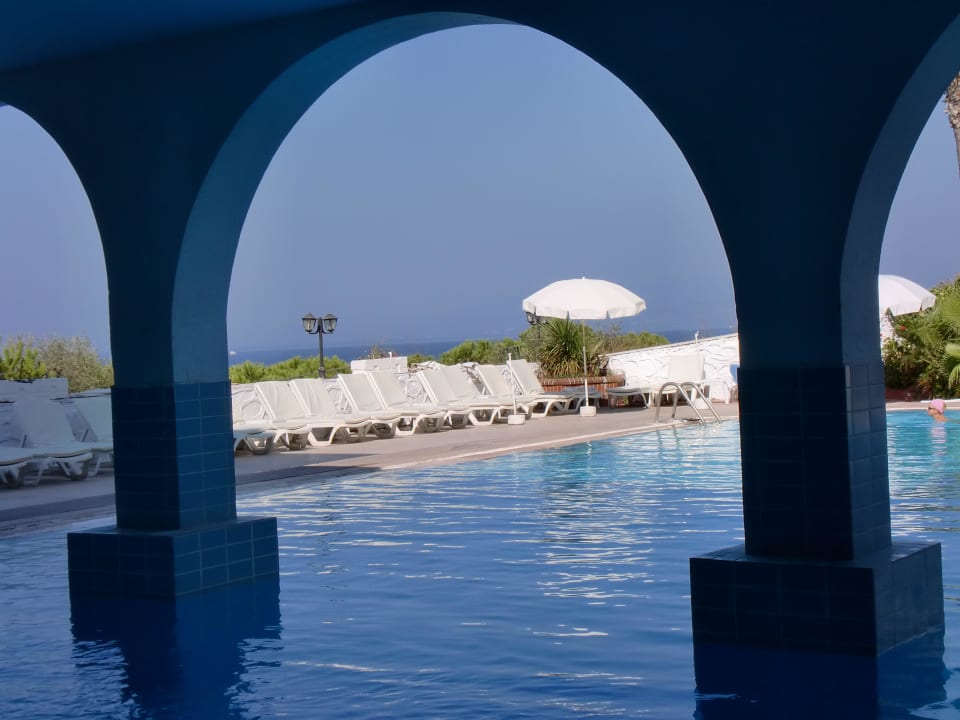 Blick vom überdachten Aussenbereich Hotel Altinsaray