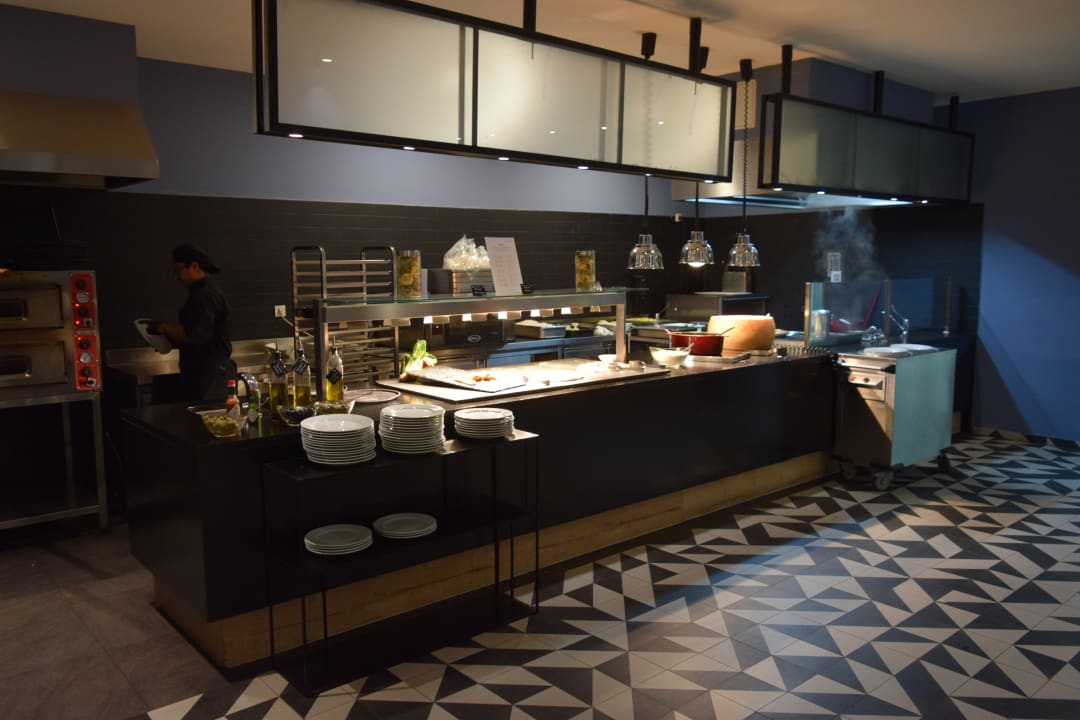 Gastro Falkensteiner Club Funimation Borik