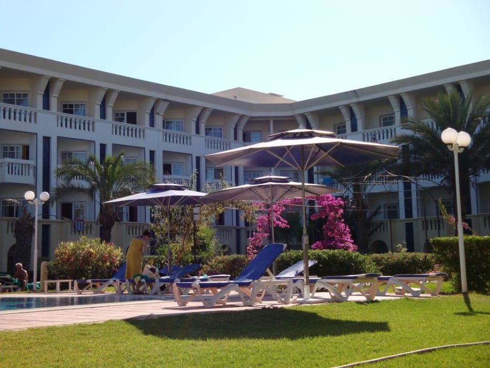 Am kleinen Pool Hotel Medina Belisaire & Thalasso