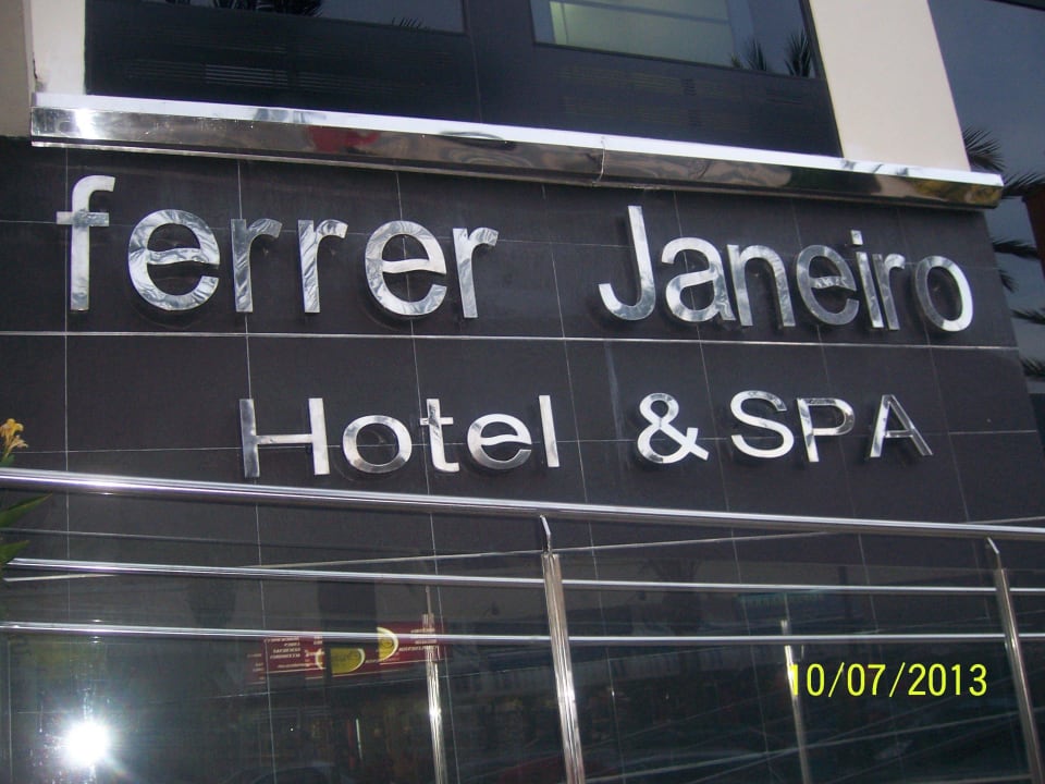 Ulaz u hotel Caprice Janeiro Hotel & Spa