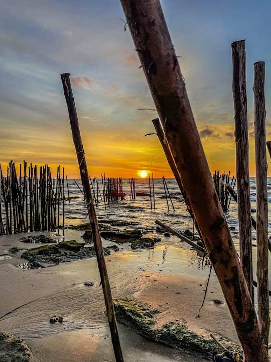 Strand Hotel Lanta Castaway Resort