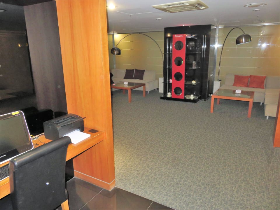 Business Center für Gäste im 8. Stock Hotel PJ Myeongdong