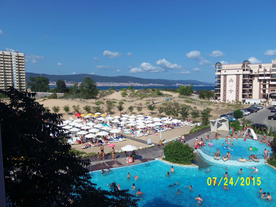 Výhled s pokoje Nessebar Beach Hotel