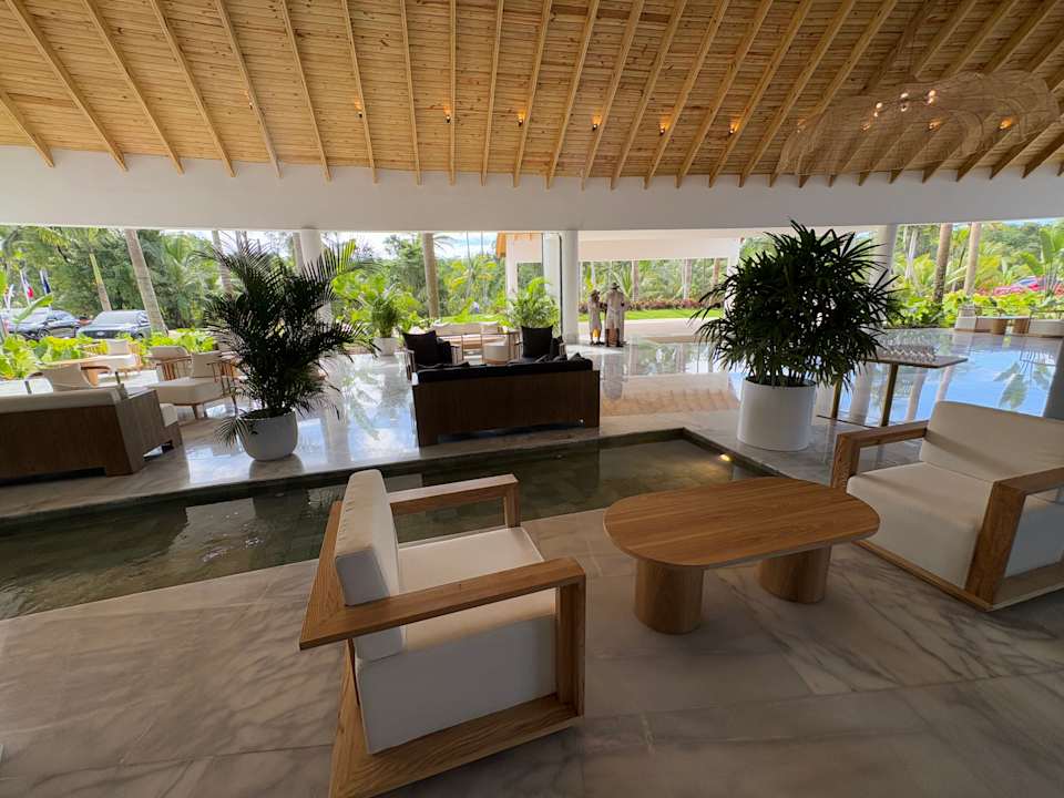 Lobby Viva Miches by Wyndham