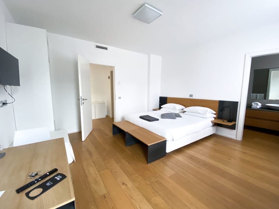 Zimmer Hotel La Villa