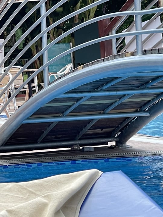 Pool Cenger Beach Resort & Spa