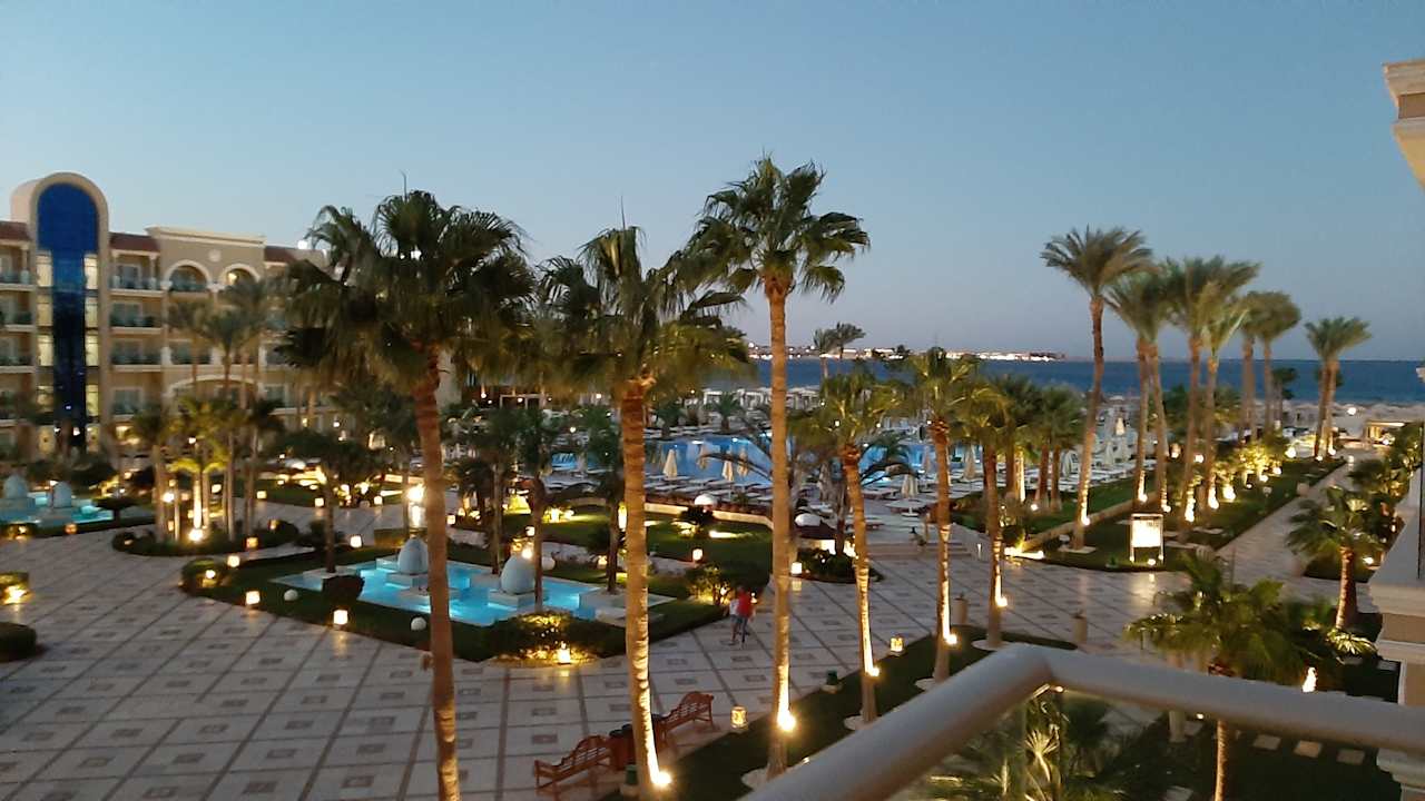 Ausblick Premier Le Reve Hotel & Spa