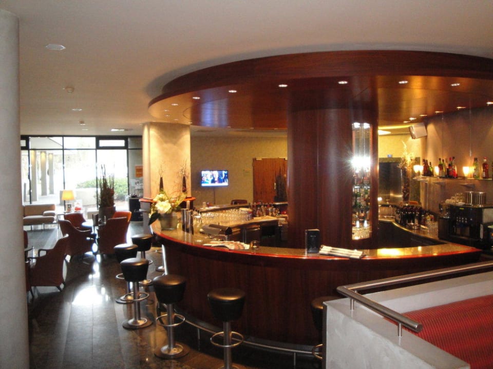 Bar im Lobbybereich Dorint Hotel An der Kongresshalle Augsburg