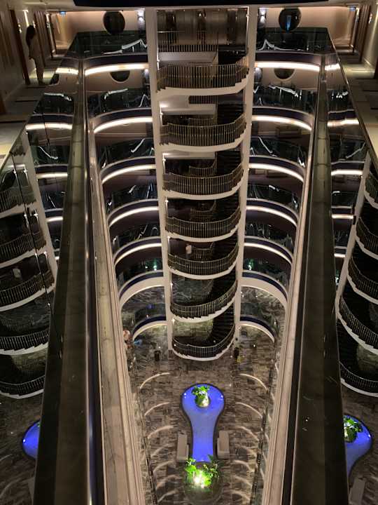 Lobby Rubi Platinum Sign