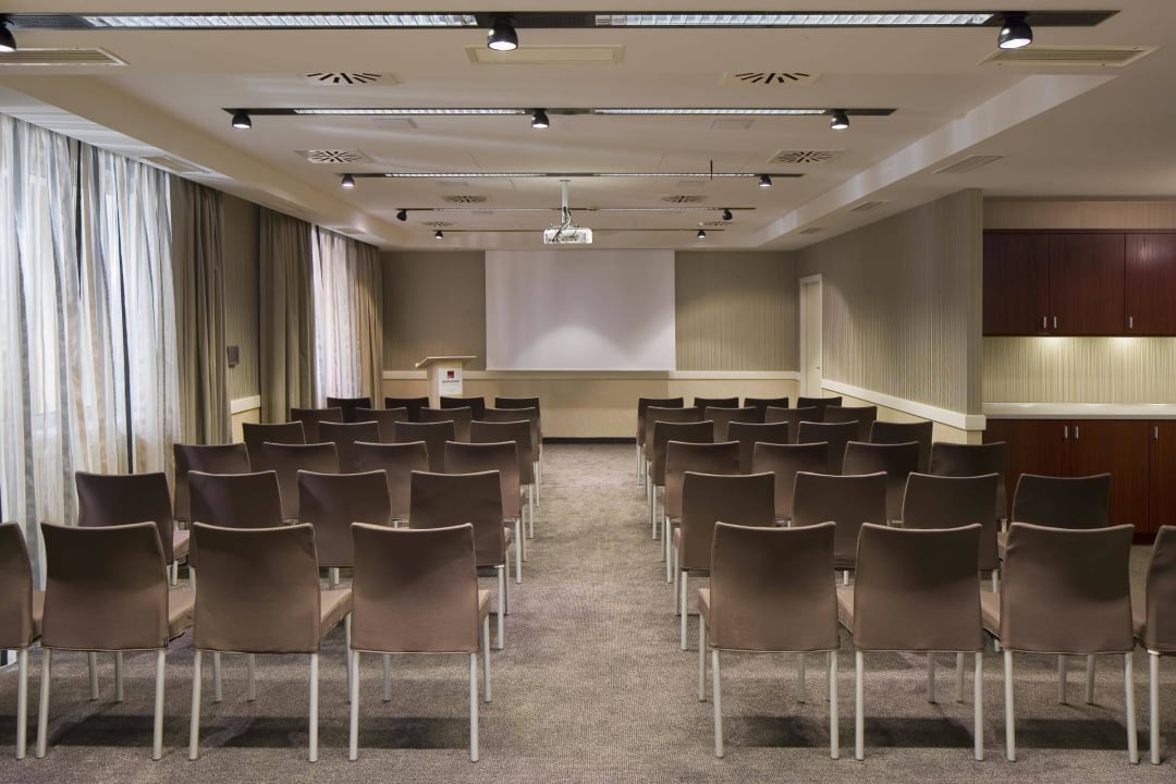 Business Conference Mamaison Hotel Andrassy Budapest