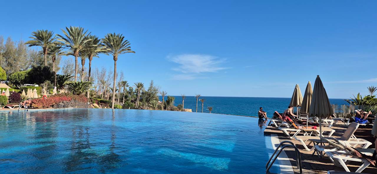 Pool R2 Rio Calma Hotel & Spa & Conference