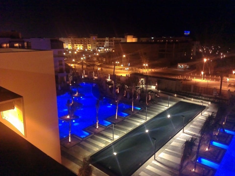 Blick von der Dachterrasse Steigenberger Aqua Magic