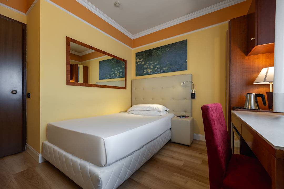 Zimmer iH Hotels Padova Admiral