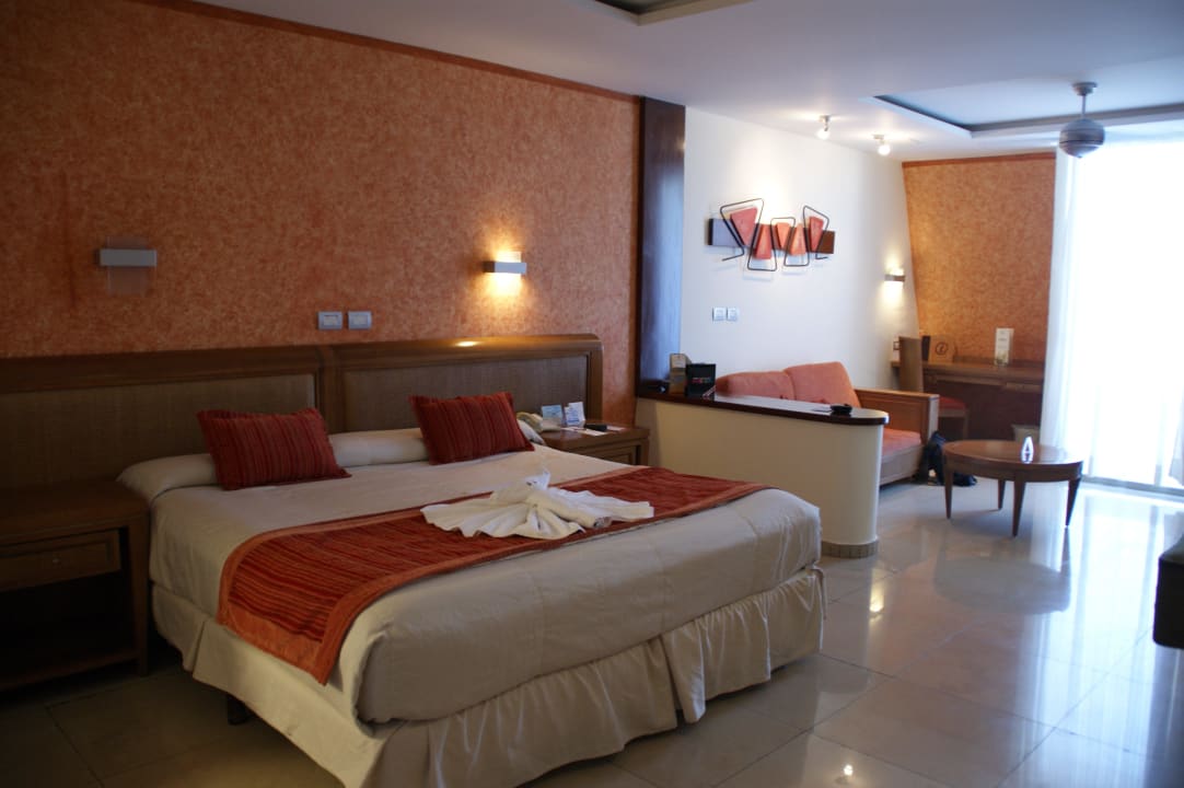 Kingsize Bett Grand Sirenis Riviera Maya Resort & Spa