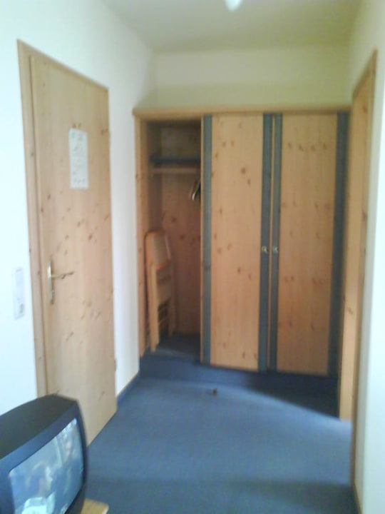 Einbauschrank Gasthof zum Rödelseer Schwan