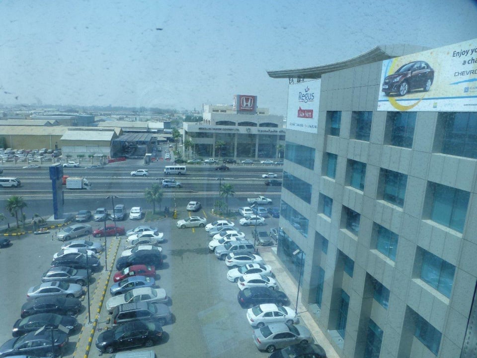 Zur Strasse Hotel Novotel Dammam Business Park