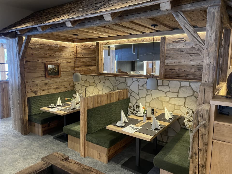 Gastro Alm- & Wellnesshotel Alpenhof