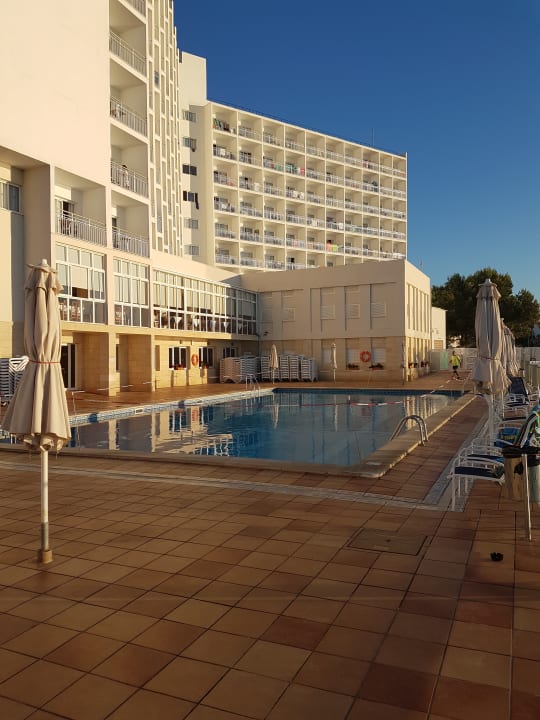 Pool Globales America