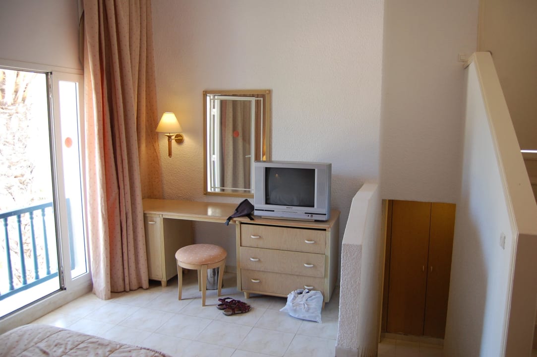 Zimmer "H09": rechts Treppen, links Fenster Hotel El Mouradi Djerba Menzel