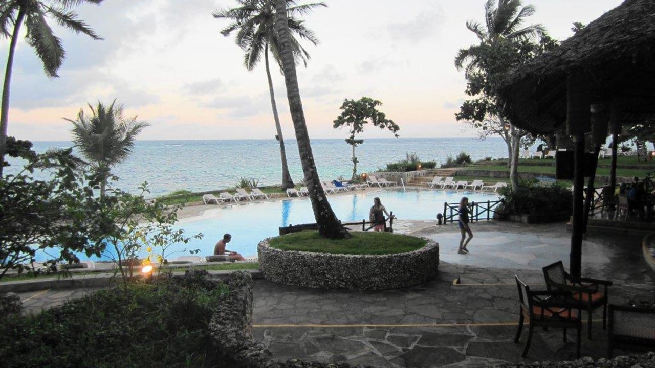 2 Pool Baobab Holiday Resort