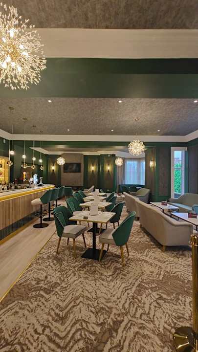 Gastro Cairndale Hotel And Leisure Club