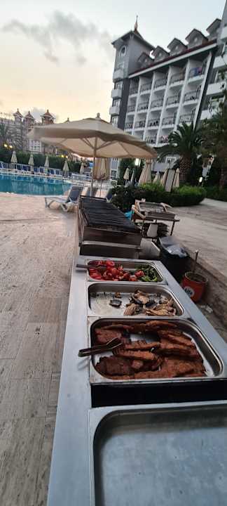 Gastro Serenis Hotel