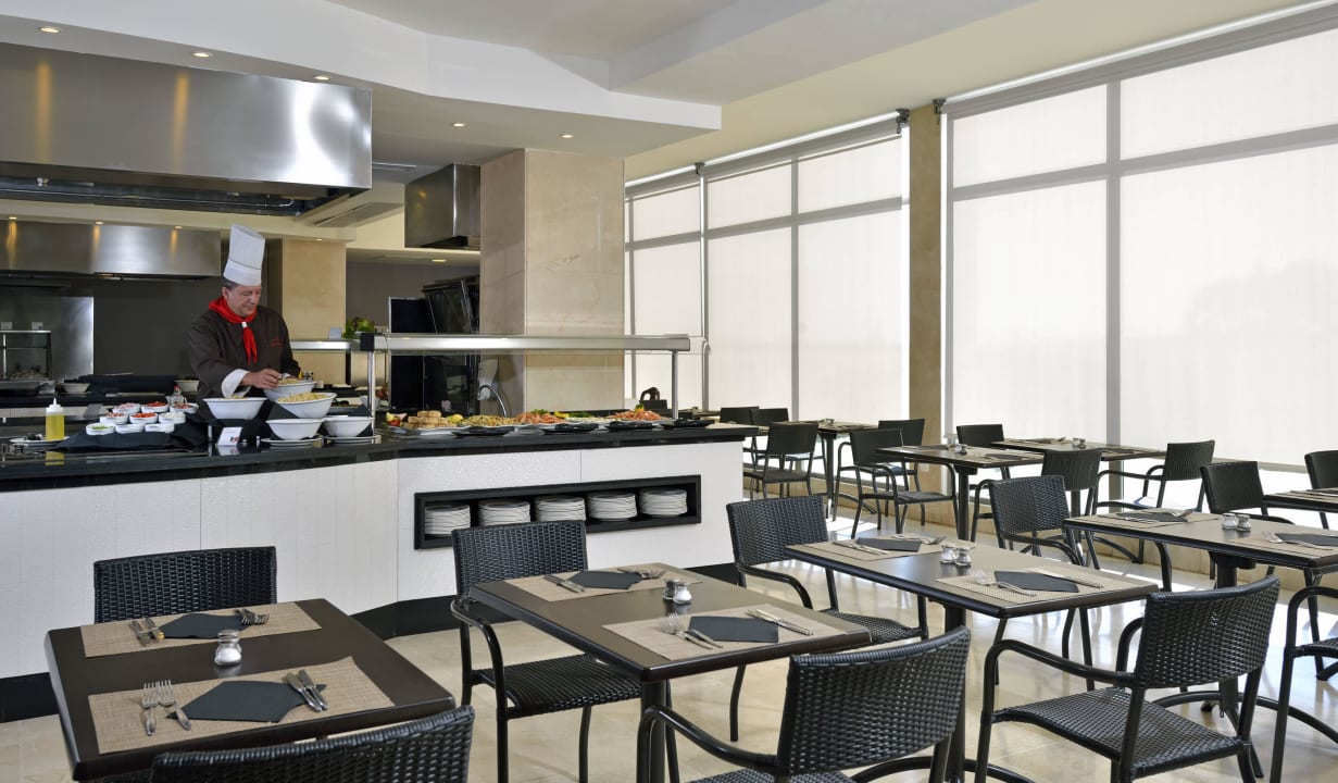 Buffet Restaurant with All Inclusive option Sol Barbados