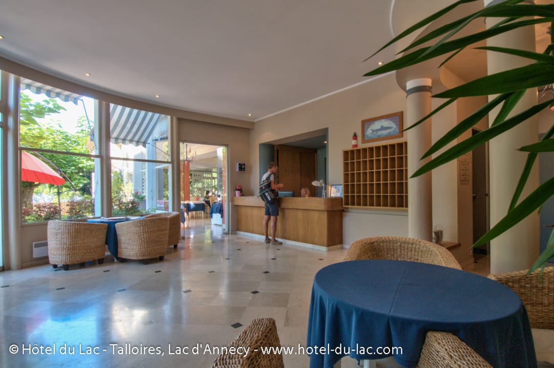 Lobby hotel du lac