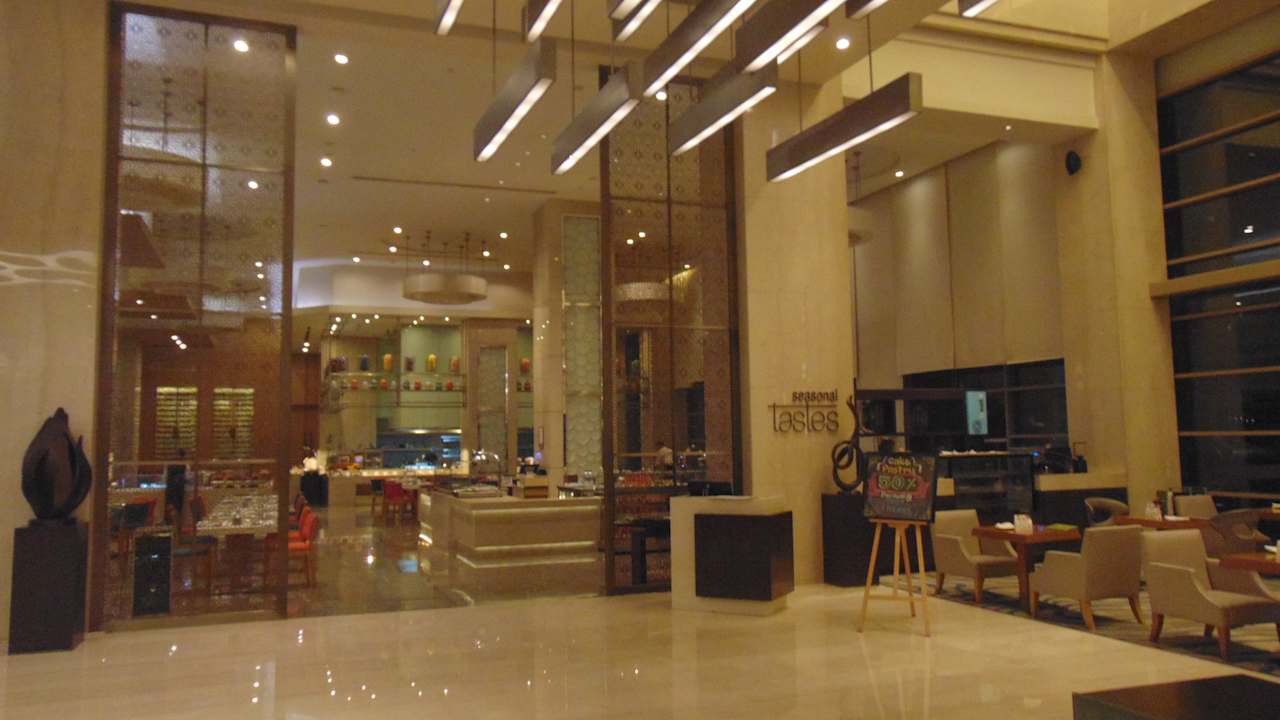 Gastro Hotel The Westin Chennai Velachery