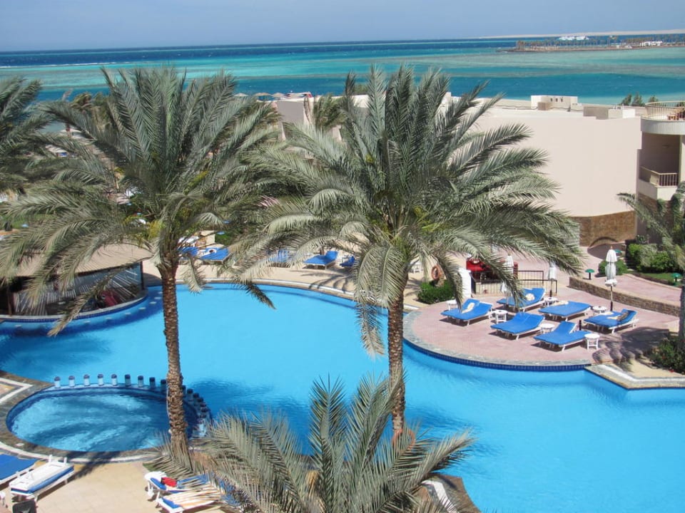 Vom Balkon des Zimmers Nr. 460 Sea Star Beau Rivage