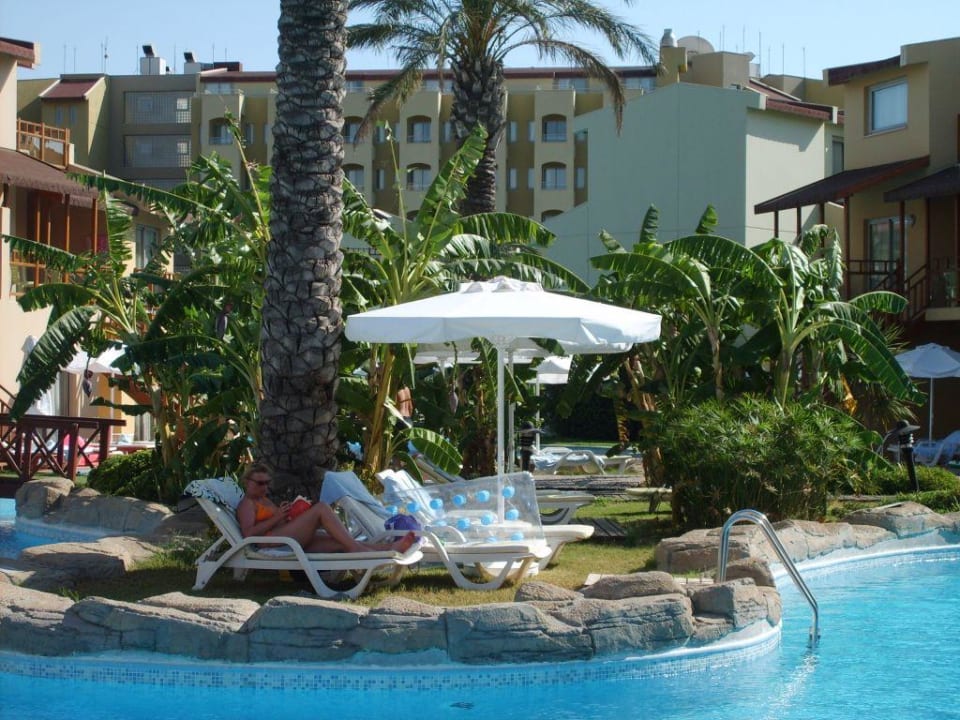 Gartenanlage Selectum Family Resort Side