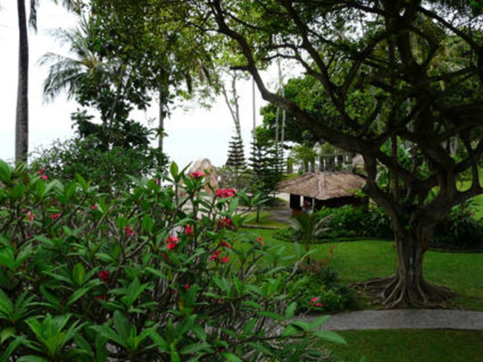 Garten/Meerblick Hotel Sheraton Senggigi Lombok Beach Resort