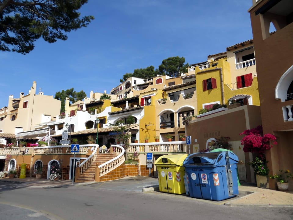 Richtung Fornells FLOR los Almendros Apartamentos